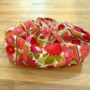 Large Vera Bradley bag in Hello Dahlia